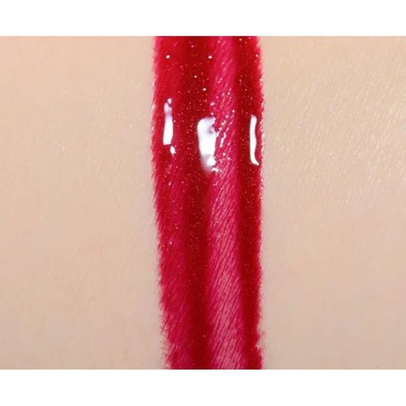 MAC Teyana Taylor 10's Accross Da Board Lipgloss NIB limited edition - Picture 8 of 10